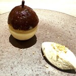 ラチュレ - 生クリームを少しかけていただく♪