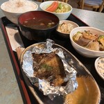 じゃがや - サーモンの海苔風味チーズ焼き