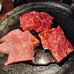 炭火焼肉 ホルモン にく式 - 