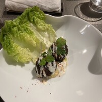 MAISON MARUNOUCHI - カナッペ　ヒヨコ豆のファラフェル