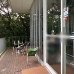 神椿 - 2階がカフェ