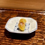 鮨 三心 - ◯熊本県産銀杏を焼いて