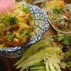 タイ料理専門店　TAI THAI - 料理写真:カニカレーとヤムウンセンと豚肉の炒めもの