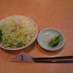 黒豚料理 寿庵 - まずは、サラダと漬物