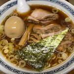 中華そば つけ麺 甲斐 - 甲斐(味玉チャーシュー麺)