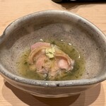 鮨 龍次郎 - ハマグリ(下にシャリ)