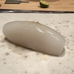 鮨 龍次郎 - スミイカ【握り】(塩)