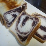 レコルト - あん食パン １本 \500  