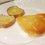 アルティスタ， - 