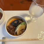 すき焼割烹 日山 - 牛肉３枚目