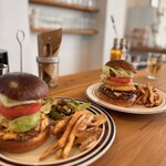 ORENO BURGER STAND - 