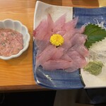 源助 - カワハギの刺身