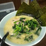 千家 - ラーメン(並)　※レン草増し。
