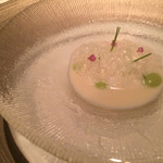 ツキ シュール ラメール - 淡路島産新玉ねぎを使った前菜