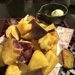 九州料理二代目もつ鍋わたり - さつま芋フライ蜂蜜マヨネーズ