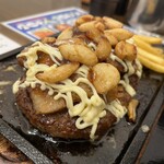 わ楽 - お肉の上にお肉でニンニクごろごろ