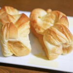 エーキドーパン 工場直売所 - 料理写真:米粉入りディニッシュ　リベイク