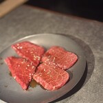 YAKINIKU MARUUSHI - 