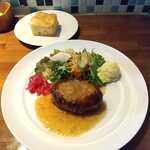 究極のハンバーグと窯焼きピザ trinity&夙川桜庵 - 