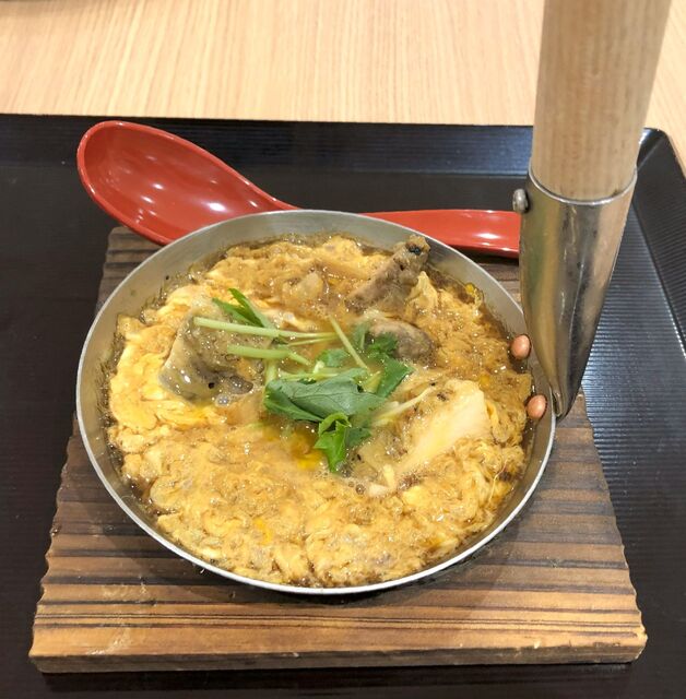 親子丼と鶏料理 鶏山賊 イオンモール鈴鹿店 （TORI-SANZOKU） - 平田町
