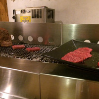 赤身焼肉 かるびあーの 新橋店 - おまかせ３種、塊肉
