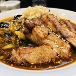 鷹の爪 - 斜め上