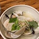 すし楽 - はまぐりの酒蒸し