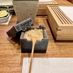 天婦羅 みやしろ - こだわりの自家製塩