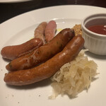 ワイン＆バー ビーノワール - 