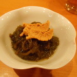 菊水鮓 - 淡路産ウニと淡路産もずく