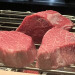 割鮮 入たに - フィレをじっくりと炭で焼く