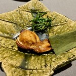 茶禅華 - 手羽先　上海蟹詰め　3種四川唐辛子炒め