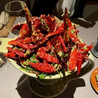 茶禅華 - 手羽先　上海蟹詰め　3種四川唐辛子炒め