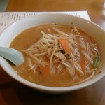 鳳来 - みそラーメン　680円