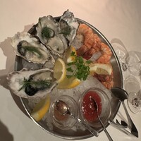 ロウリーズ・ザ・プライムリブ 恵比寿ガーデンプレイス店 - 