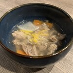 焼肉とみ - 和牛筋の塩煮込み