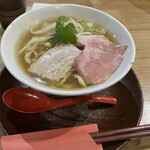 手打ち正麺 Hachimitsu - 