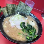 横浜家系ラーメン 宮里家 - 