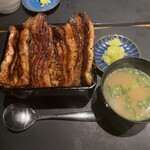 鰻 時金 - 鰻重　満（全景）