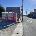 en ROSE - 建物の近くに自販機あり･ここに停めれます。