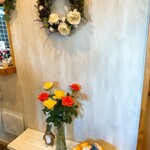 en ROSE - 店内入口付近