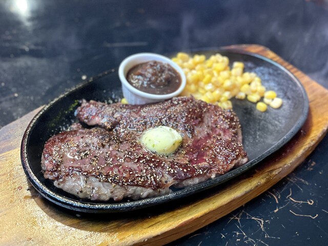 ステーキlove Topping Beef┃妻の誕生日に利用したホーチミンのステーキ専門店