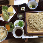 蕎麦切 ゆる里 - 2014.5.19 
      天セイロ定食
      ¥1,550