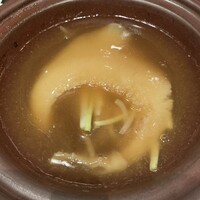 ＳＩＬＩＮ 火龍園 - 国産吉切鮫のふかひれ姿煮込み