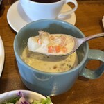 カフェ マチルダ - クラムチャウダー