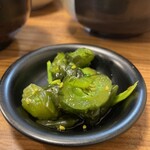 老虎苑 - 無料の漬物。わたしには初めてのGreenバージョン。職場のランチには毎日出てるやつ。