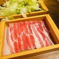 しゃぶしゃぶ・創作料理居酒屋 豚吟 栄店 - 