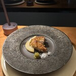 273357857 - 