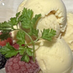 ビストロ スミモト KOBE - バニラアイス
