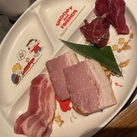 焼肉 ギュウトピア - お子様ランチのお肉　食べかけすみません